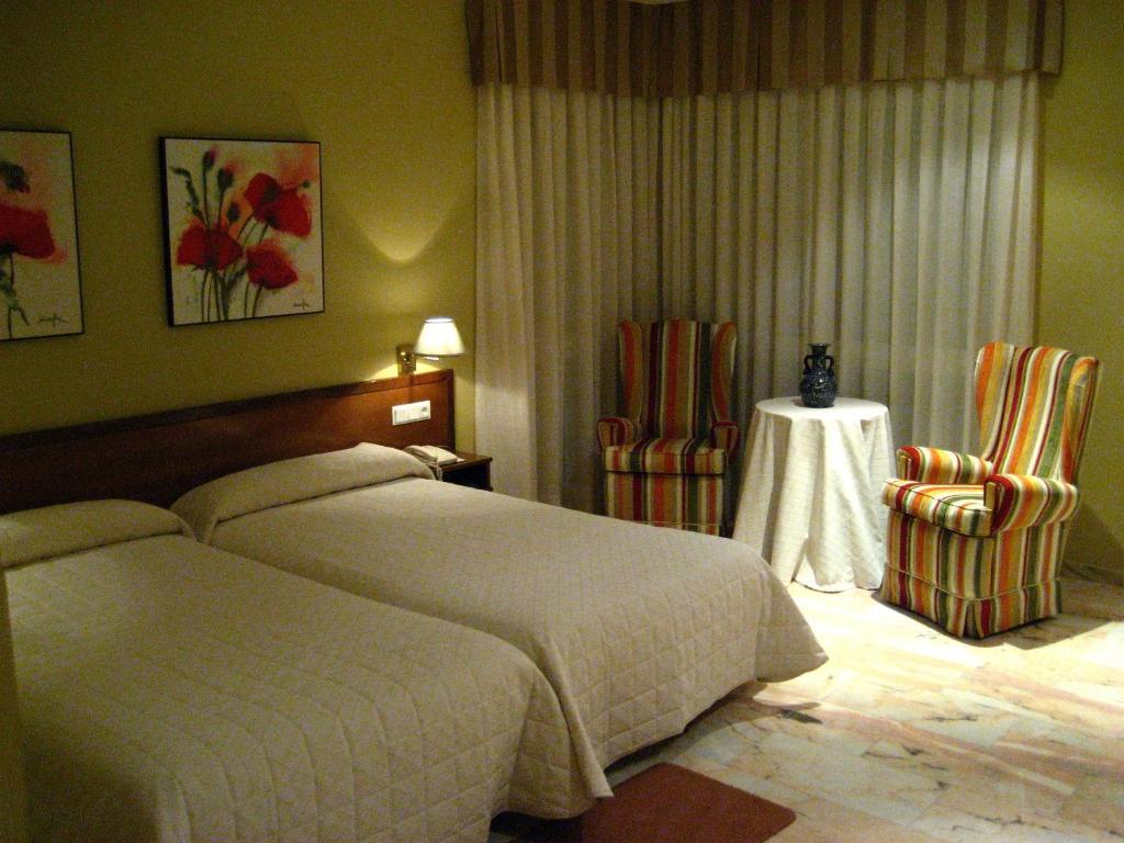 Hotel La Torre Vega de Valdetronco Kamer foto